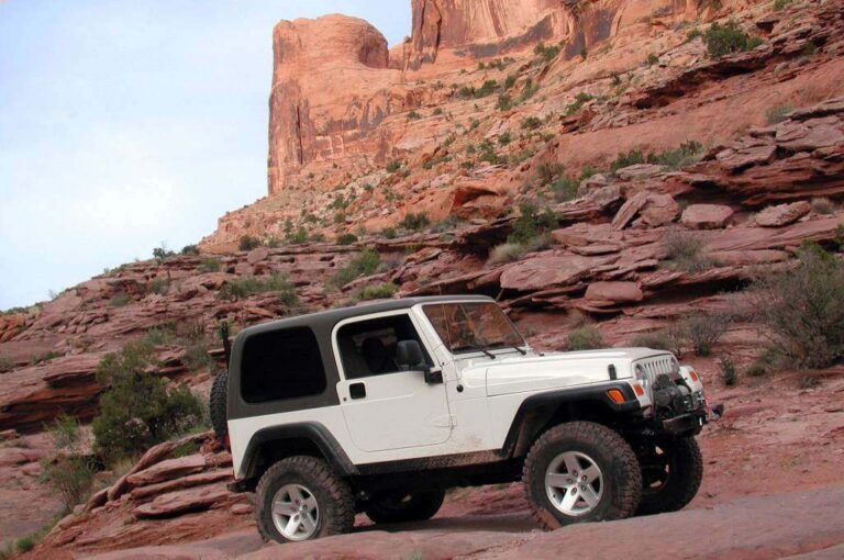 Embark on an Adventure: Exploring Sedona’s Scenic Wonders with Red Rock Jeep Tours